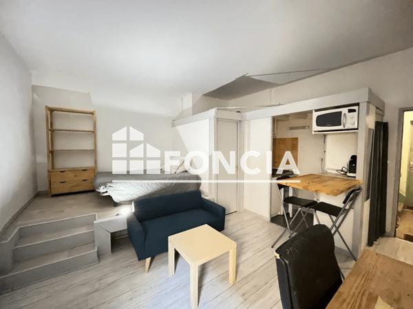 Location Studio meublé 22.4 m² - 258 RUE SAINTE CATHERINE Bordeaux 33000