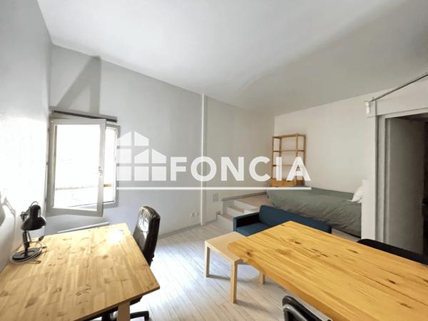 Location Studio meublé 22.4 m² - 258 RUE SAINTE CATHERINE Bordeaux 33000