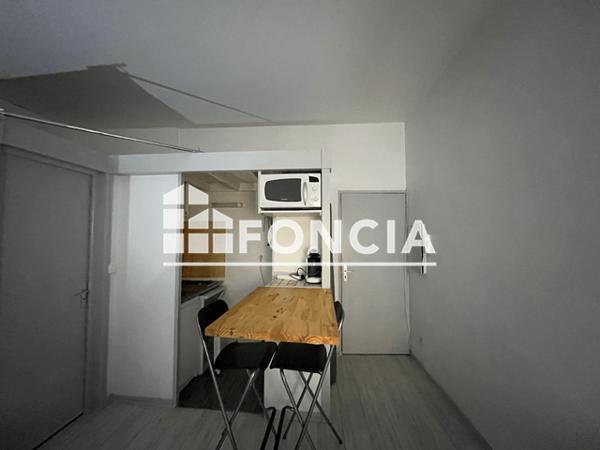 Location Studio meublé 22.4 m² - 258 RUE SAINTE CATHERINE Bordeaux 33000