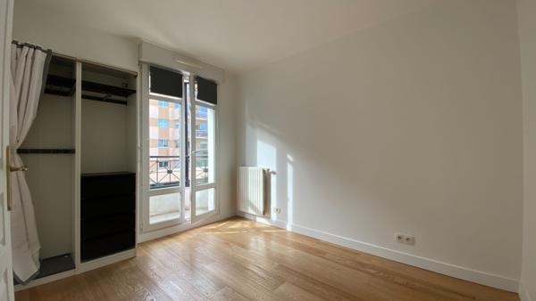 appartement ASNIERES _centre ville_8 min gare SNCF _2 pièces - double balcon - parking - cave