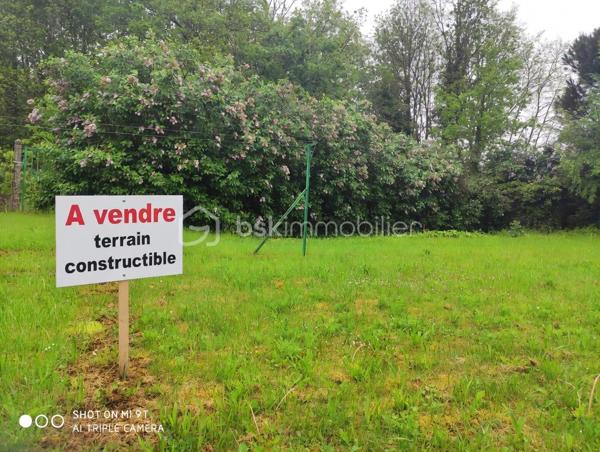 Terrain de 855 m²