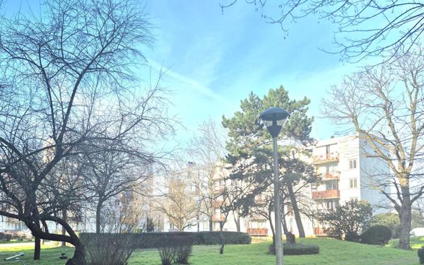 Appartement à vendre    3 pièces • 54,21 m2 Rosny-sous-Bois