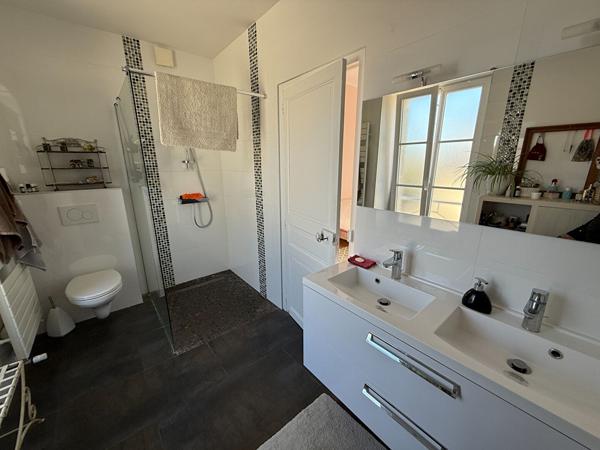 Maison 8 pièces 190 m2