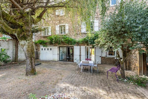 Charmante maison en pierre à Saint-Didier-sur-Beaujeu