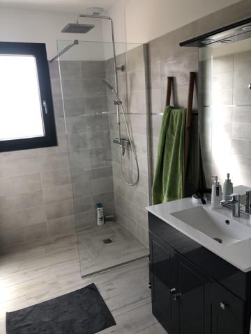 Idéal investisseurs 8 gîtes ainsi qu'une maison individuelle terrain 4000 m2 Saint-Christol-lez-Alès (30380)