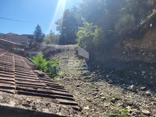 A Vendre Terrain 04 Château Arnoux à Bâtir