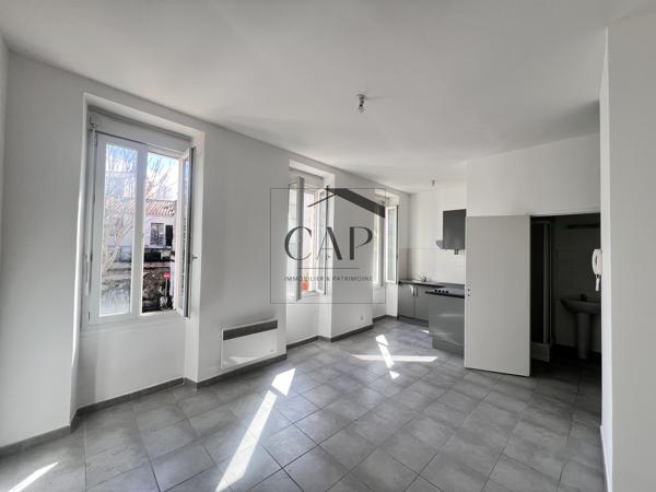 INVESTISSEMENT 200m2 immeuble rénové loué – Quartier Belle de Mai (13003)