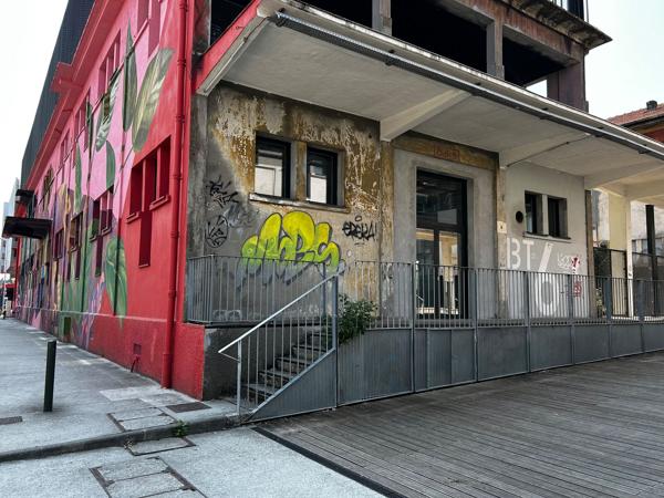 Bureaux à louer à Bègles avec visibilité optimale au pied du tramway