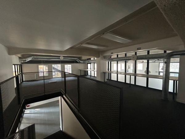 Bureaux à louer à Bègles avec visibilité optimale au pied du tramway