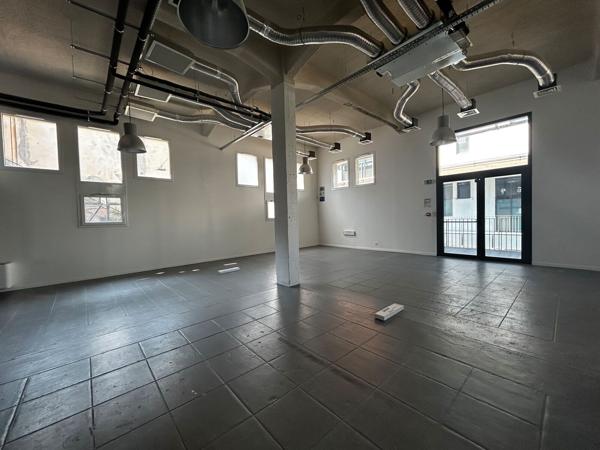 Bureaux à louer à Bègles avec visibilité optimale au pied du tramway