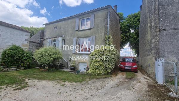 Maison à AULNAY, 17470 - 5 pièces 155m²