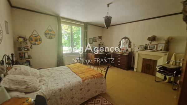 Maison à AULNAY, 17470 - 5 pièces 155m²