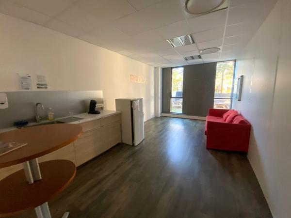 Très beaux bureaux à vendre ou à louer - ZFU - 13016 Marseille