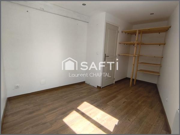 Maison de village entièrement rénovée.