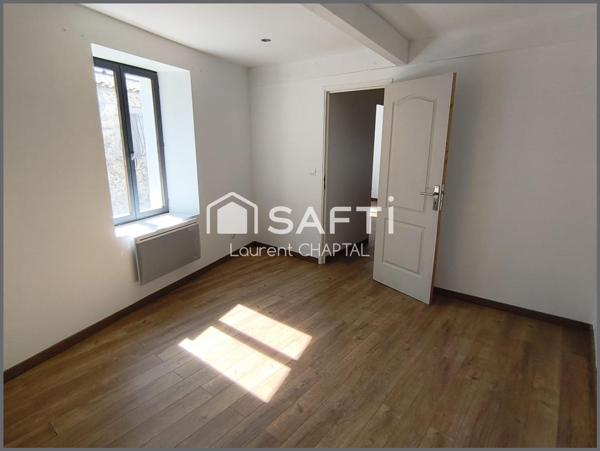 Maison de village entièrement rénovée.