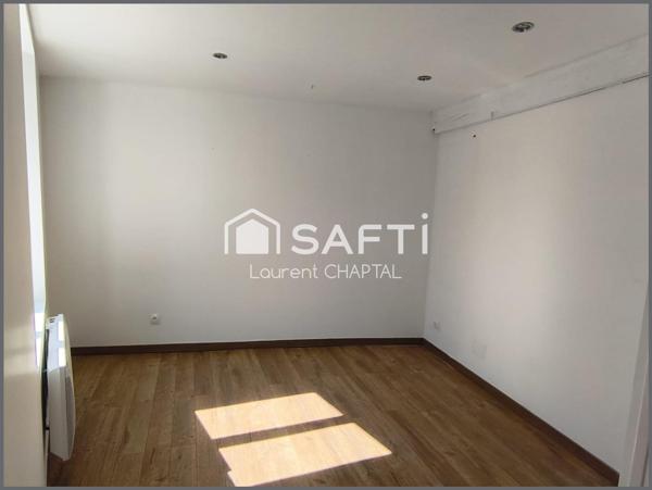 Maison de village entièrement rénovée.