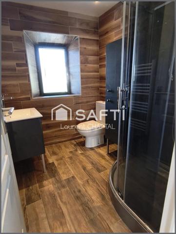 Maison de village entièrement rénovée.