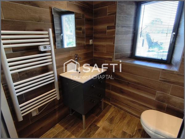 Maison de village entièrement rénovée.