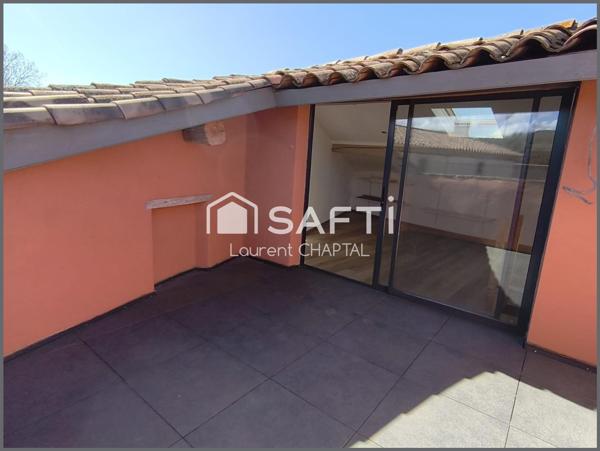 Maison de village entièrement rénovée.