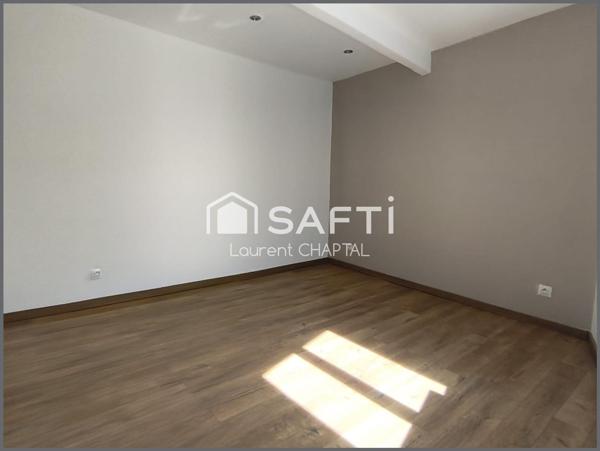 Maison de village entièrement rénovée.