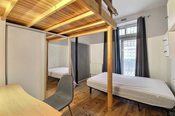 Appartement T3 de 70 m² avec terrasse et jardin + studio de 16m² + dependances