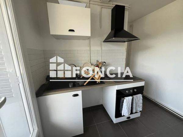 Location Appartement 4 pièces 62.53 m² - LES ROCHES BLEUES Seyssinet Pariset 38170