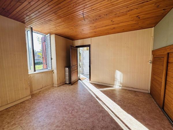 Maison avec dépendance 09190 Lorp Sentaraille. Lorp sentaraille