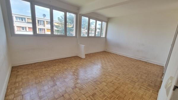Appartement 5 pièces à vendre à Neuilly-sur-Marne - Secteur Épi d'Or