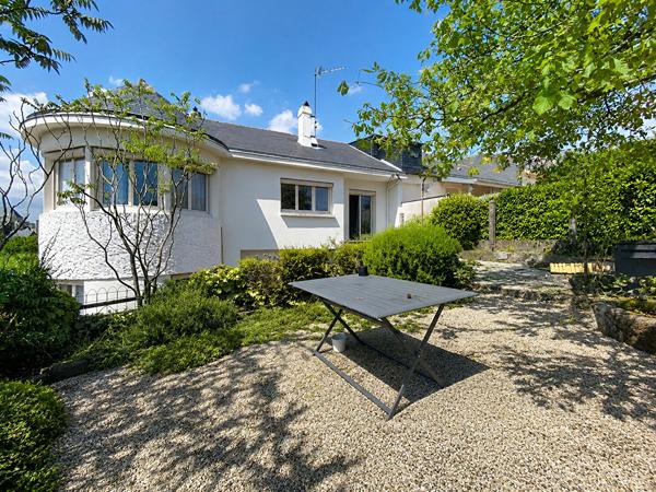 Maison 6 pièces à vendre à Mauges sur Loire - 126 m² avec jardin et garage