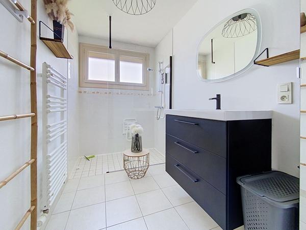 Maison 6 pièces à vendre à Mauges sur Loire - 126 m² avec jardin et garage
