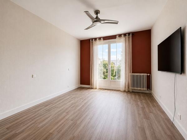 Maison 6 pièces à vendre à Mauges sur Loire - 126 m² avec jardin et garage