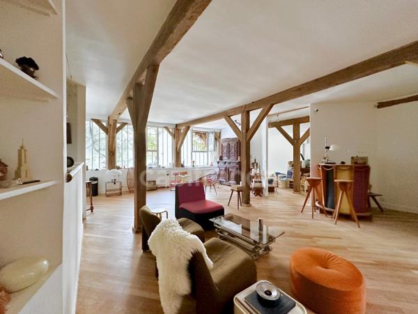 Paris XIème - Quartier Popincourt - Impasse privée - Appartement/Maison esprit loft 98m2