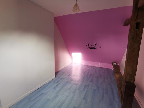 CHARMANTE MAISON CENTRE BOURG