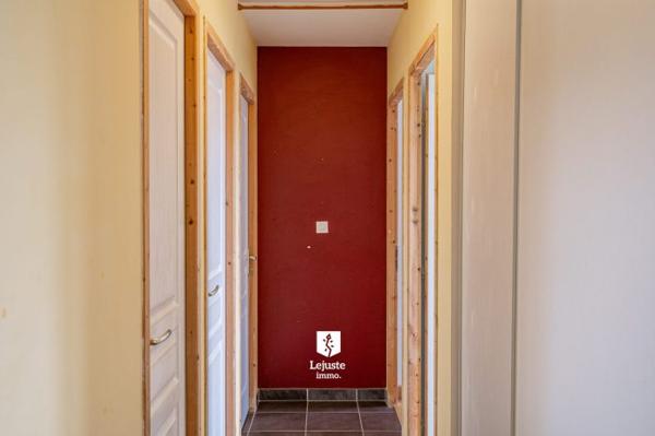 Maison contemporaine Labastide-d'Anjou 90 m²