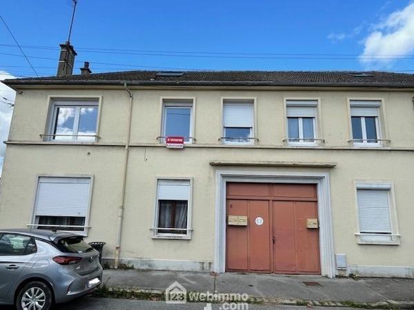 Immeuble 68 m² à Noyon 60400