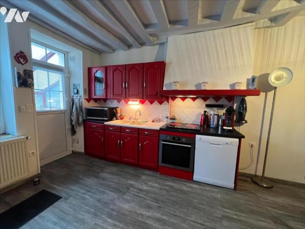 Maison centre -bourg - 2 chambres située à CONLIE