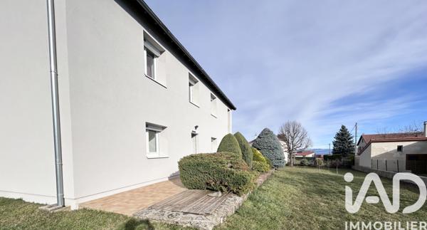 Location appartement 4 pièces 80 m² Bains