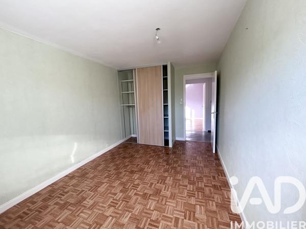 Location appartement 4 pièces 80 m² Bains