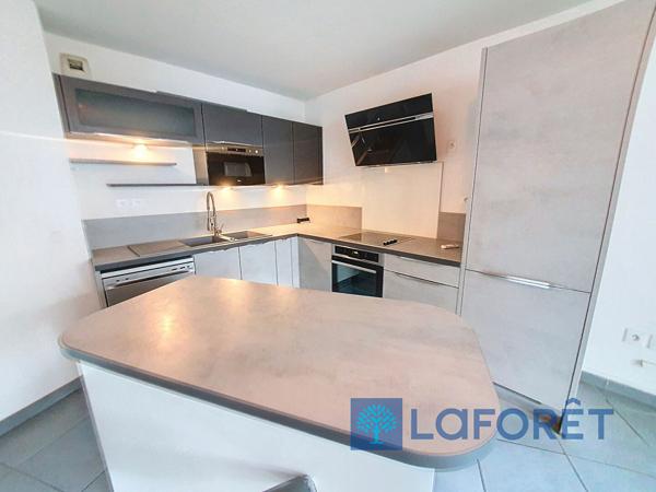 Location appartement La Seyne-sur-Mer - 3 pièce(s) - 61 m² - 950 €/mois