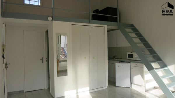 A LOUER - Aix-en -Provence - QUARTIER MARIE - T1/2 MEZZANINE