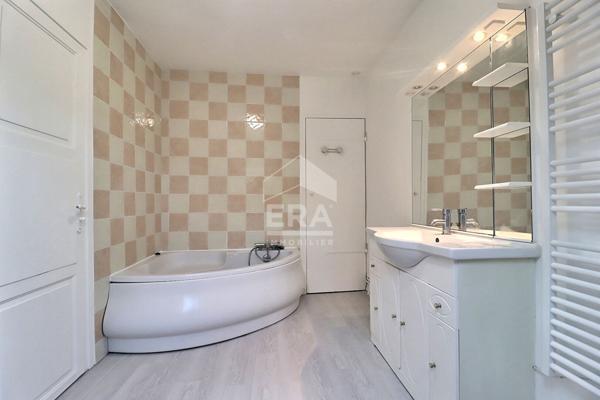 A VENDRE Maison centre ville Etampes 5 pièce(s) 105 m2