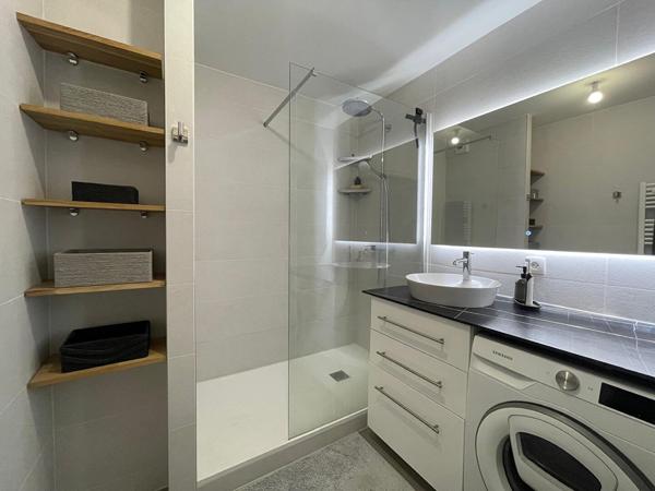 Appartement Nantes 3 pièce(s) 65.03 m2 + garage boxé de 27.68m²