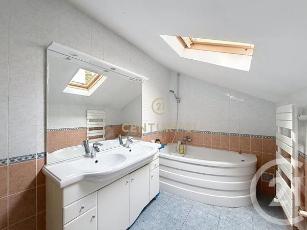 Maison à vendre  4 pièces - 79,01 m2 NOISIEL - 77