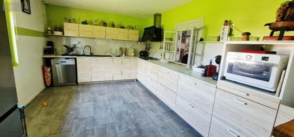 Maison à vendre à Lons-le-Saunier dans le Jura (39000), ref : SA-RG