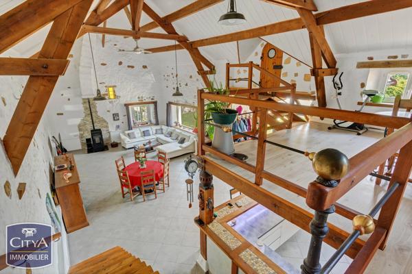 Maison à vendre 6 pièces 191m² Bruyères-le-Châtel (91680)