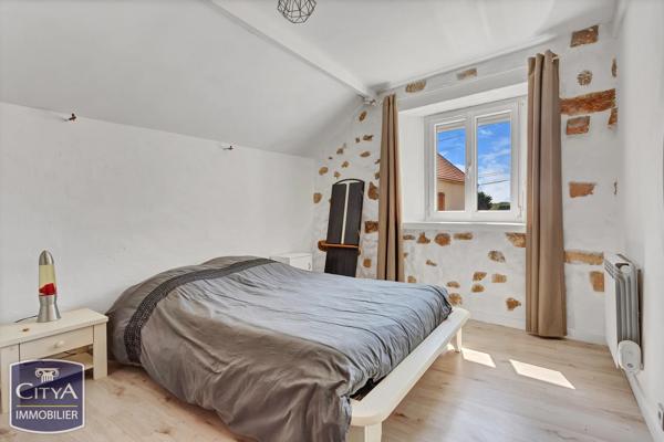Maison à vendre 6 pièces 191m² Bruyères-le-Châtel (91680)