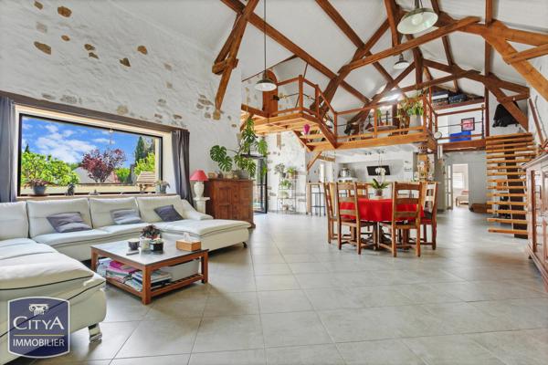 Maison à vendre 6 pièces 191m² Bruyères-le-Châtel (91680)