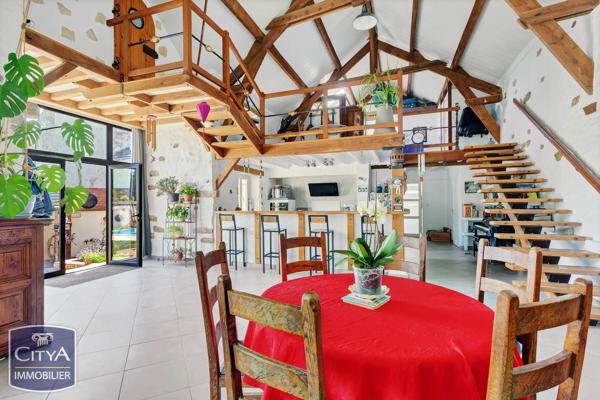 Maison à vendre 6 pièces 191m² Bruyères-le-Châtel (91680)