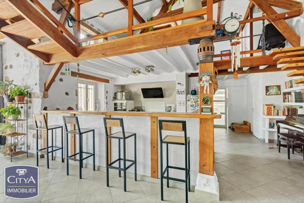 Maison à vendre 6 pièces 191m² Bruyères-le-Châtel (91680)