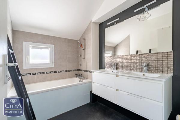 Maison à vendre 5 pièces 89m² Saint-Herblain (44800)